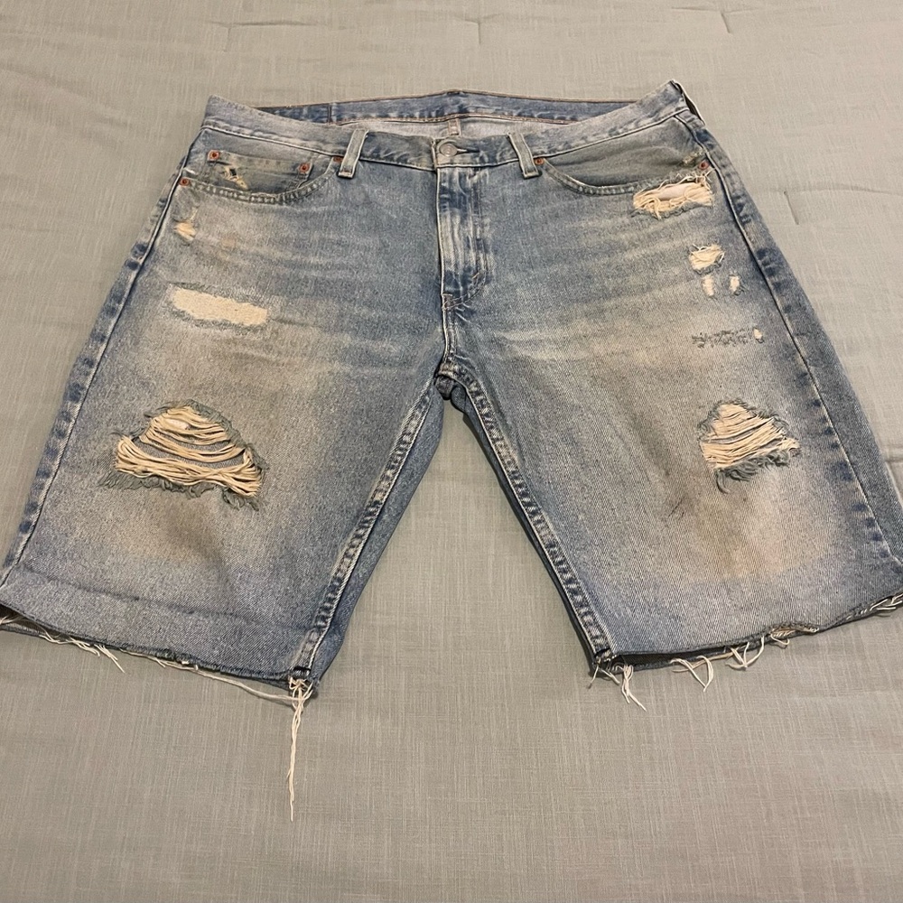 Mens Levi’s denim shorts